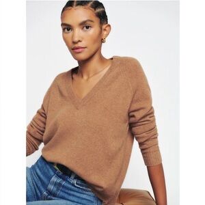 Reformation Cashmere Relaxed V-neck Knit Pullover Sweater Camel Small